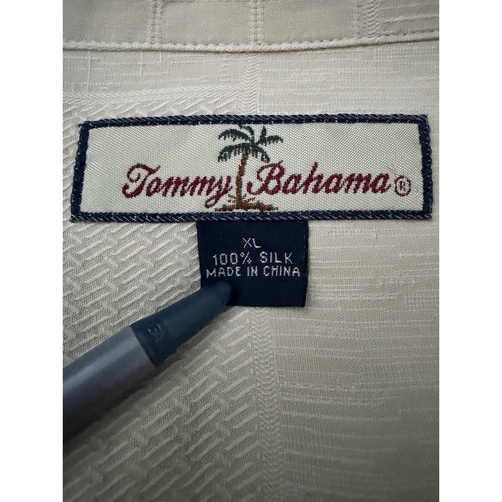 Tommy Bahama Vintage Hawaiian Short Sleeve Shirt Silk Wood Buttons Beige XL JBHS - Picture 9 of 9